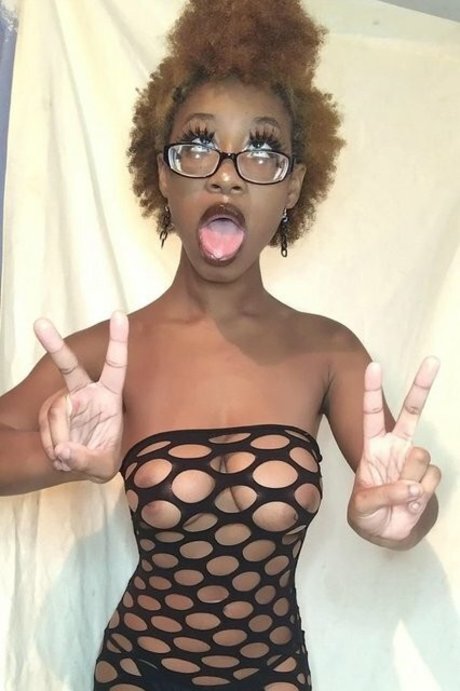 dixmxnd s hot model photo