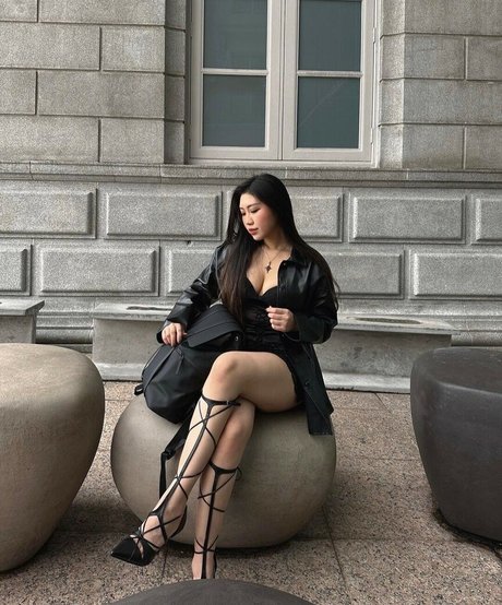 ashl xy naked star pics