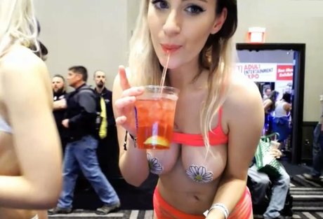 Jenna Jade star hot img