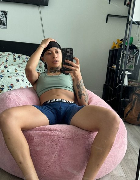 Sixtyb1 sexy star pics