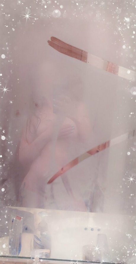 lingeringtease adult actress galleries