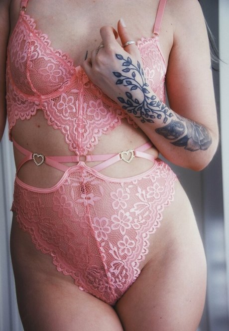 celinecorafree art model photos