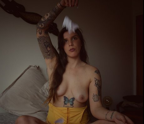 I slow motion model free pics