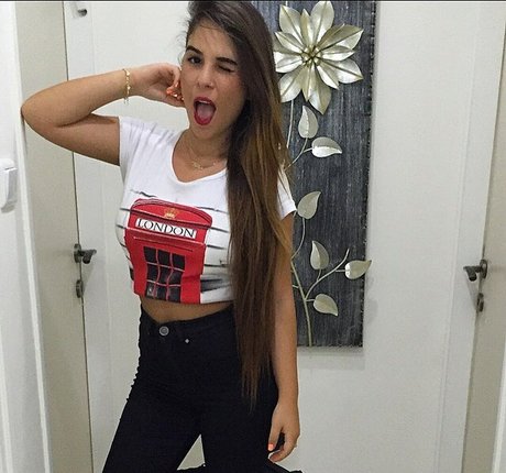 Nofar Froim art actress images