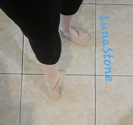 lunastonefreemium model beautiful pic