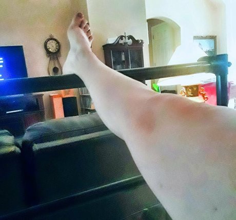 lunastonefreemium pornstar naked photo