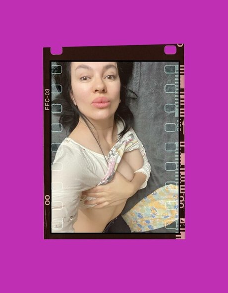 Mamaogra art actress photo