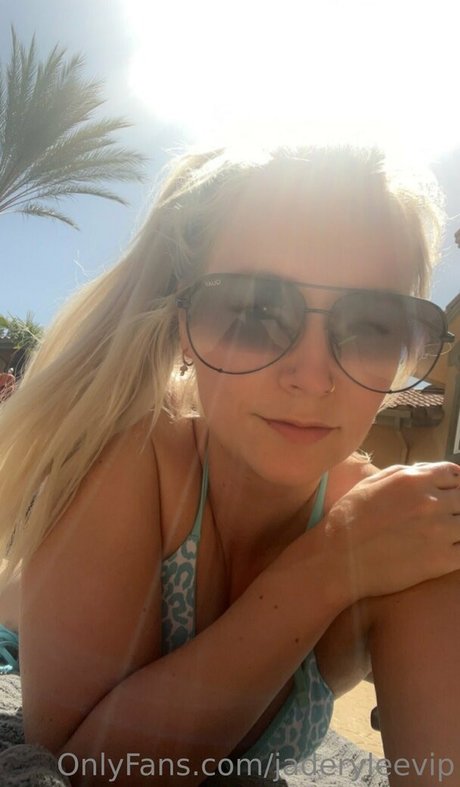 jaderyleexo erotic model archive