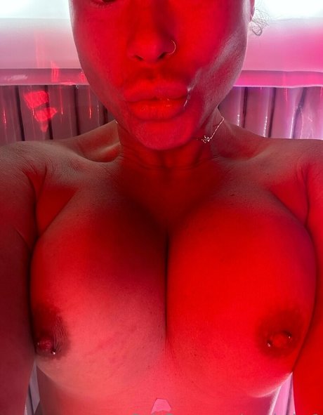 SweBabe1 art actress gallery