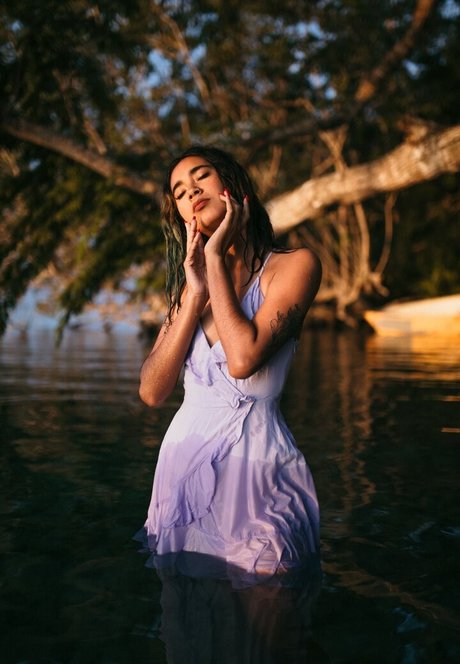 Sailor Gwen nudes pornstar picture