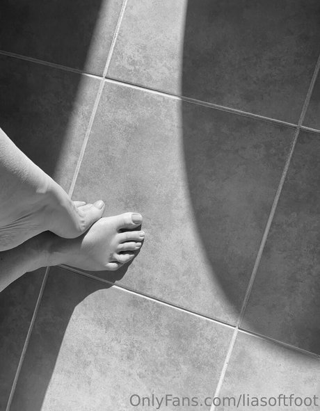 liasoftfoot pornstar sex pic