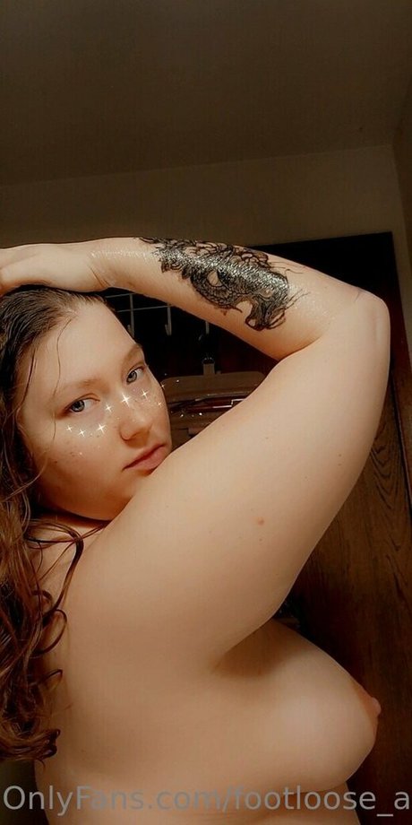 footloose and beautiful pornstar galleries