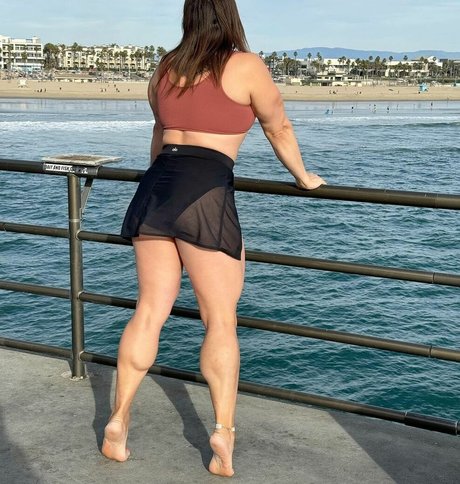 Eva The Supergirl star erotic photos