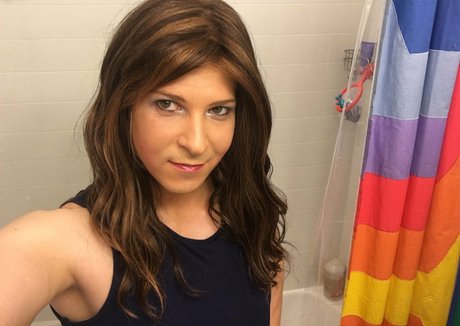 Eva The Supergirl high quality model gallery