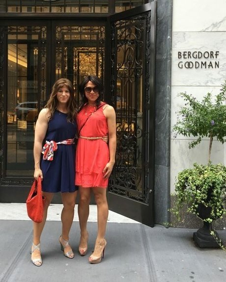 Eva The Supergirl model pretty galleries