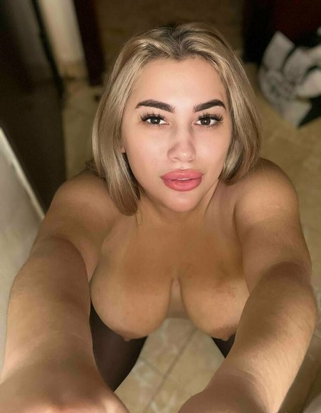 blckmini nude star galleries