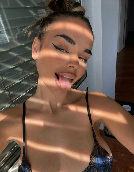 barbiefantasylucy naked actress photos