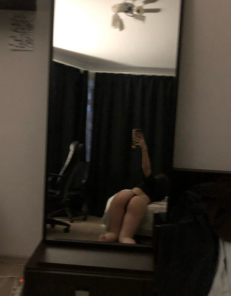 Wisexnja high quality model image