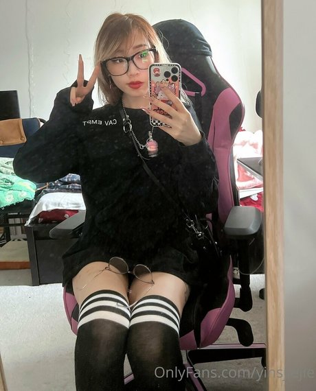 yinsjiejie model adult pictures