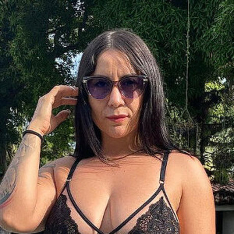 Dannibep pornstar nude pic