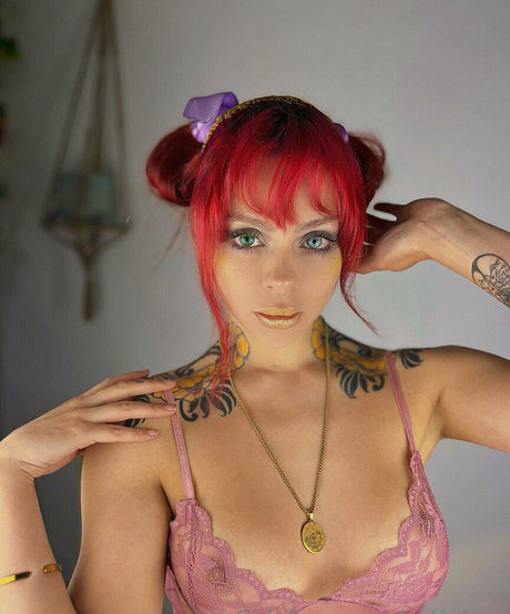 satinfree star high quality pics