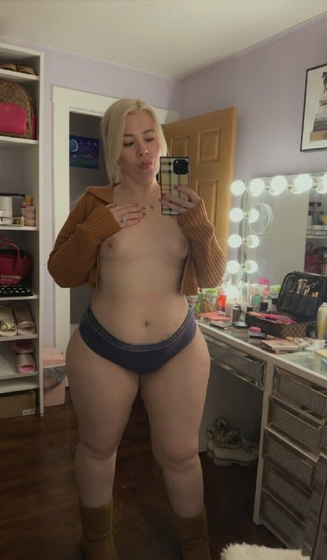 hg curves star erotic pics