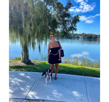 Kaitlyn Horesh model erotic archive