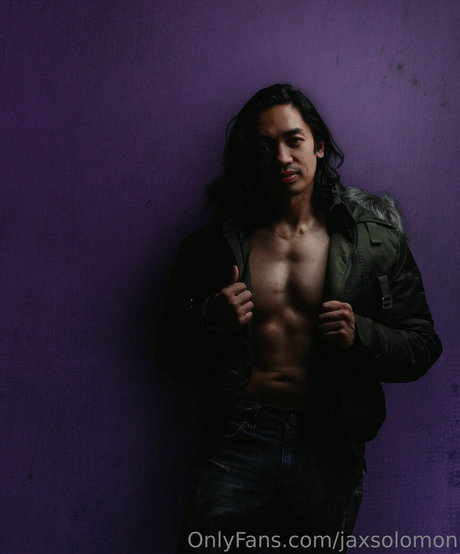 jaxsolomon hot model picture