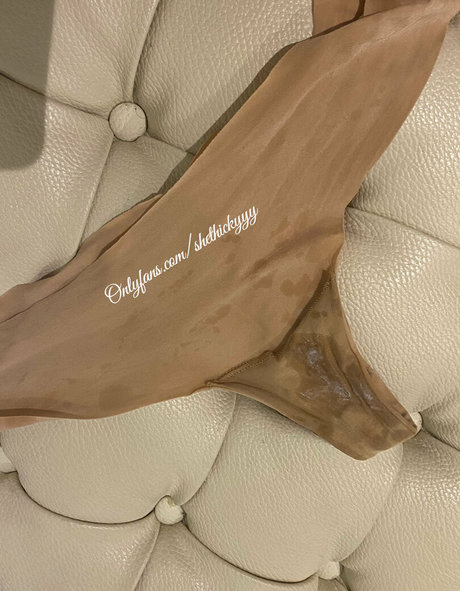 Shethickyyy exclusive star pics