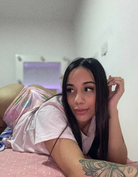 Yohanny Polacre nude model archive