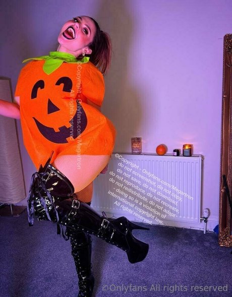 megartron xxx model pictures