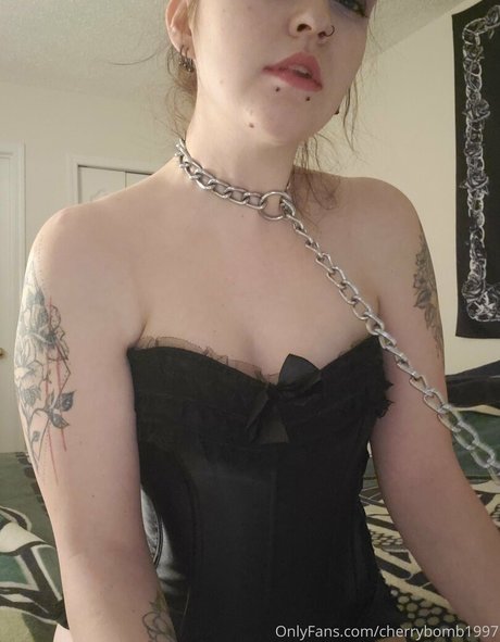 dreadfuldesire profile image