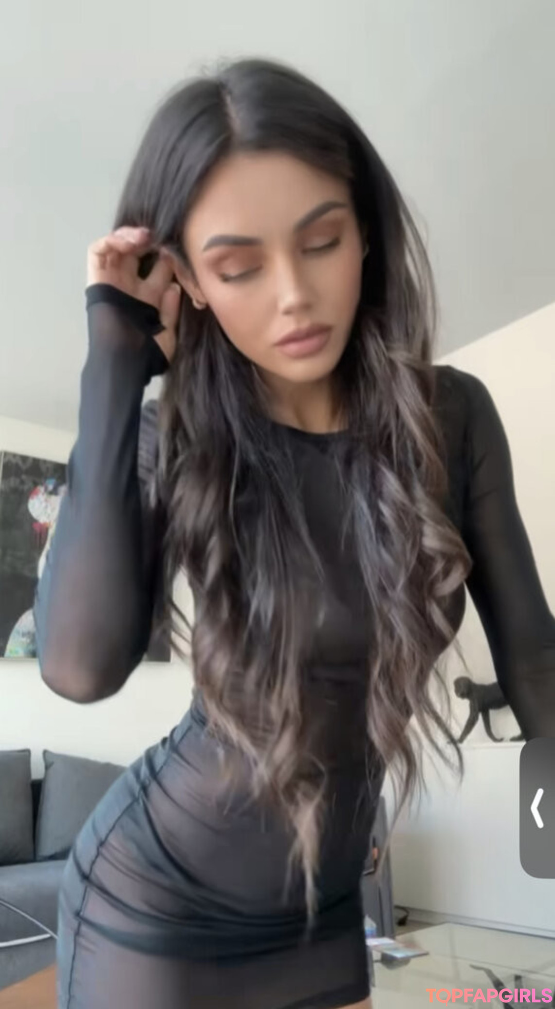 Zoe Evans hd actress img