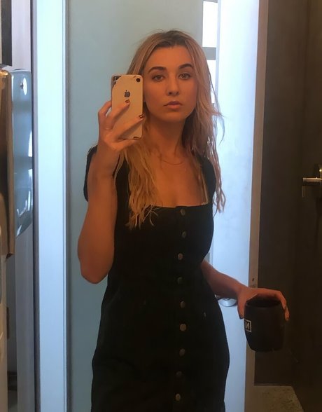 Ellory Smith hot pornstar galleries