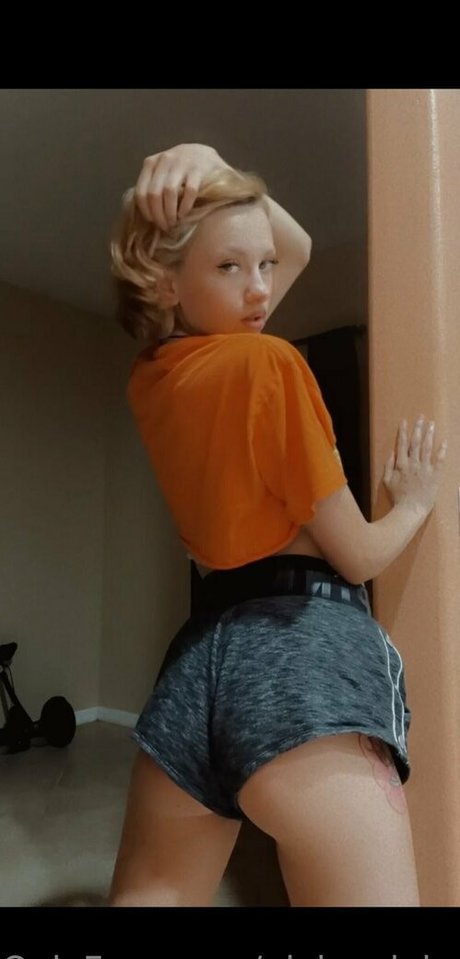 pixieeclaire xxx actress gallery