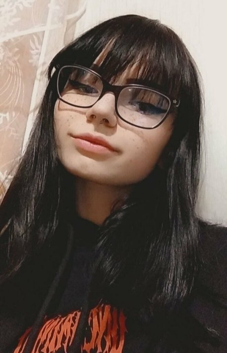 anettefree hot star img