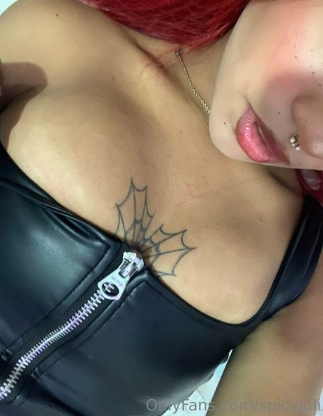 spicyjuli model sexy galleries