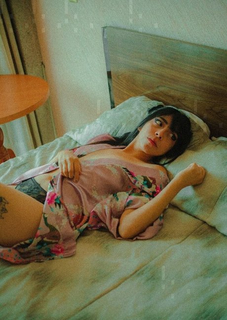 Basoofia hd pornstar photo
