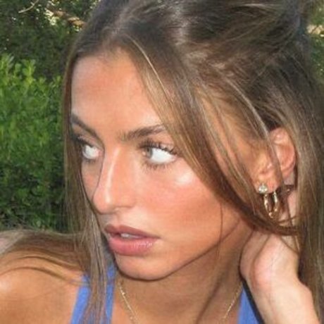 Eliana Jones hd actress pics