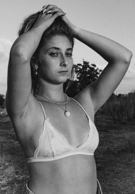 Noam Magen free model photo