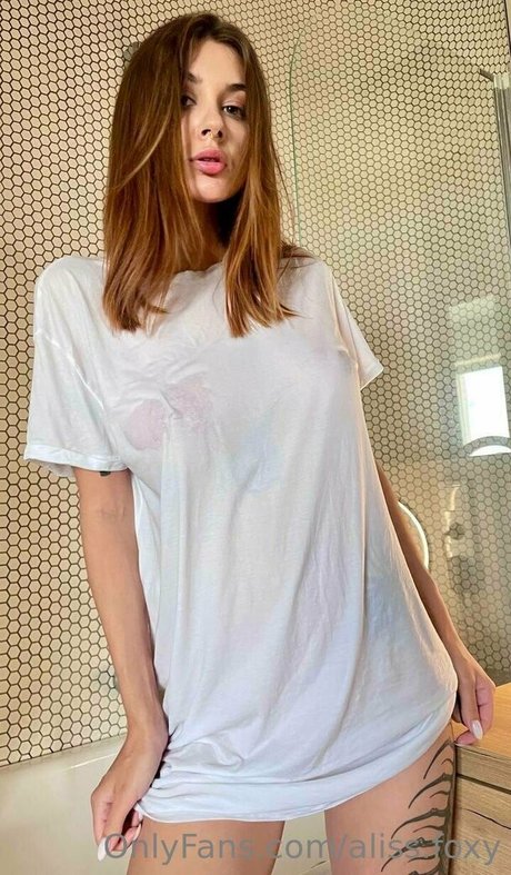aliss foxy pornstar hot pictures