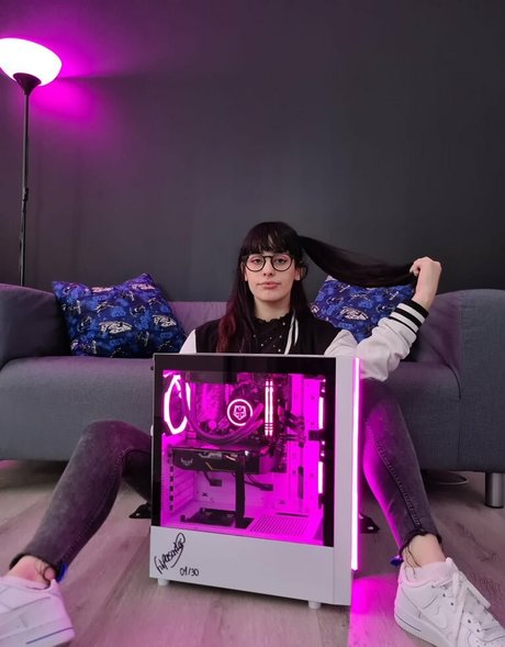 red hair onlyfans free naked images