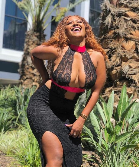 Bella Batista naked star picture