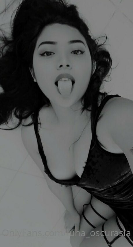 luna oscurasla pornographic actress pics
