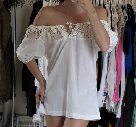 Courtney Mawhorr star pornographic photos