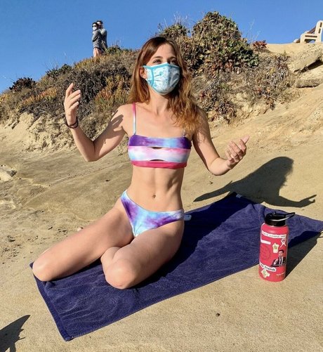 AlexandraQnin pornstar sex pic