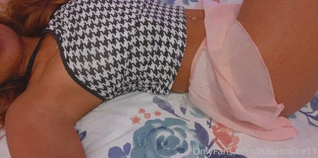 cutieonline11 star xxx photo