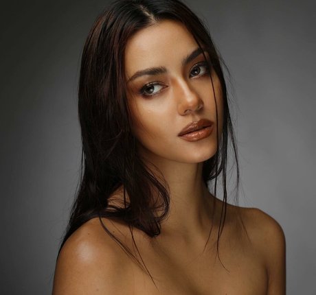 Amanda Obdam top star gallery