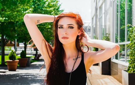 adversariel model picture