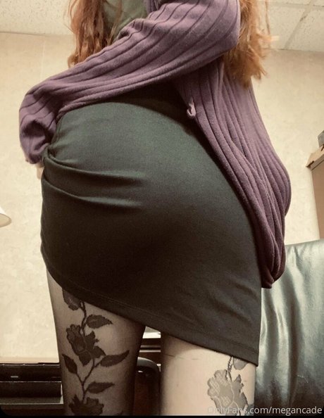 adversariel star nude archive